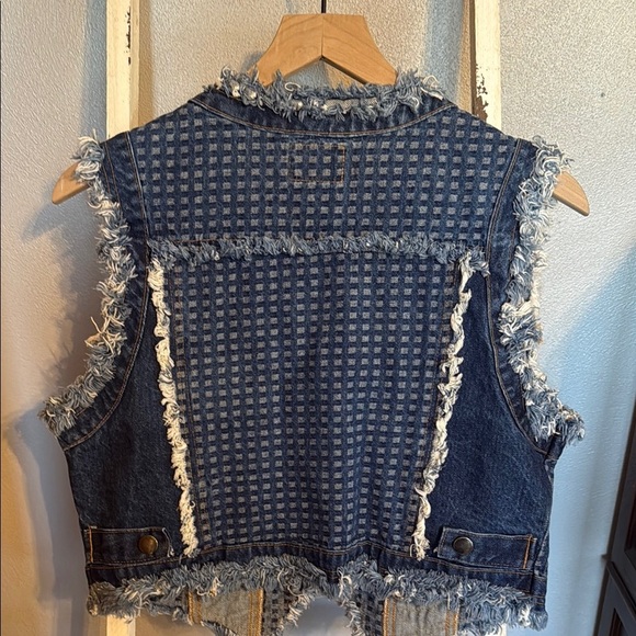 Vintage Simply Barbara of Colorado Frayed Denim Vest with Checkered Pattern - Picture 6 of 10